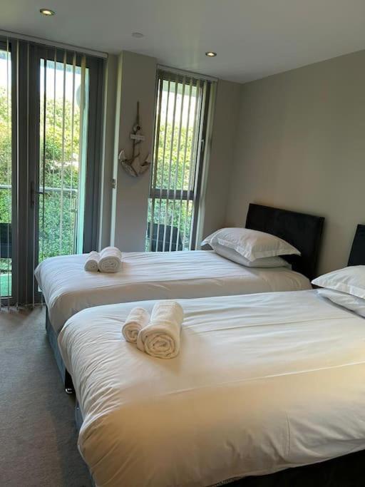Modern Apartment, Fistral Beach New Quay Eksteriør bilde